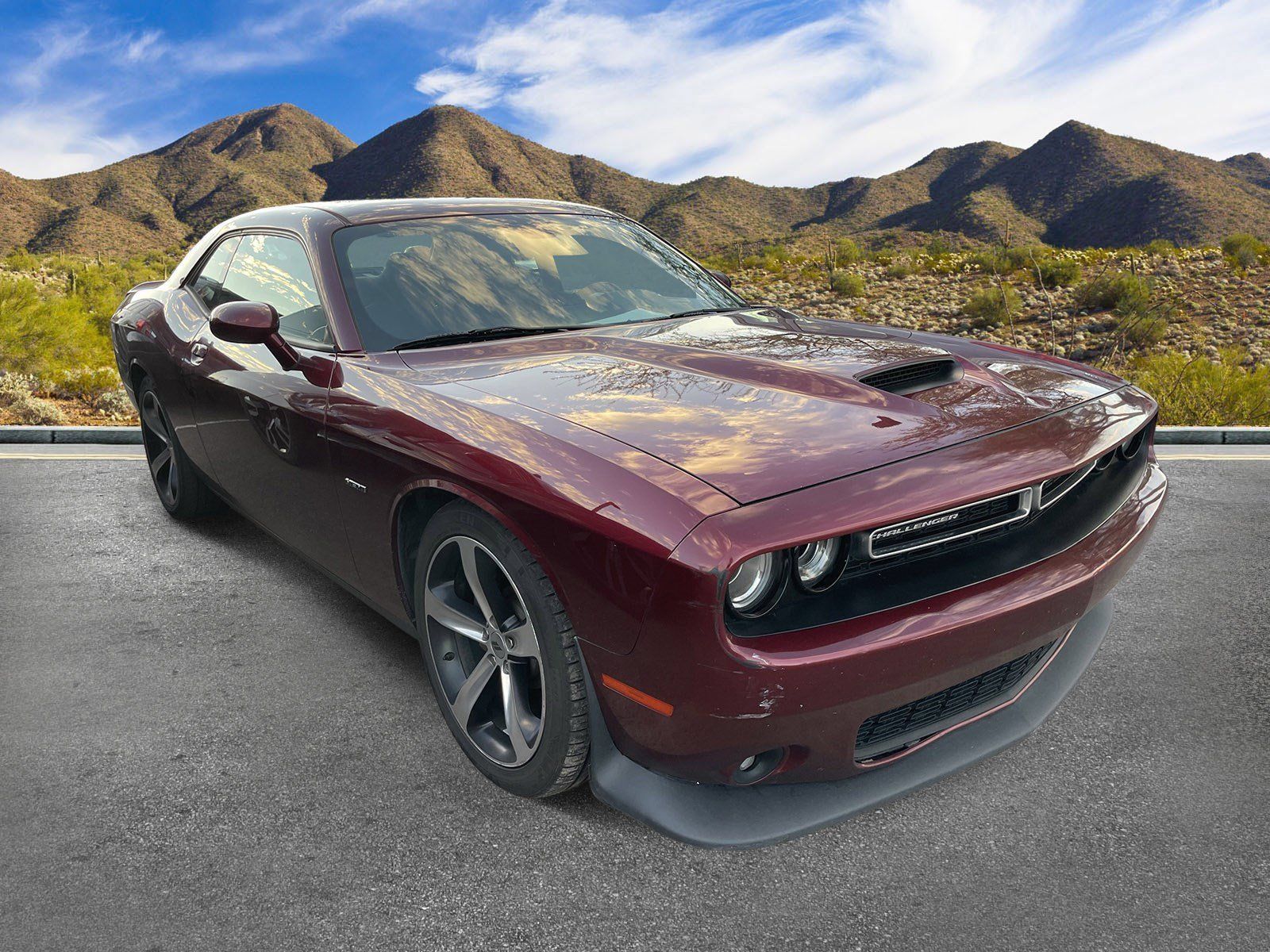 Used 2019 Dodge Challenger R/T w/ Driver Convenience Group RWD image 3