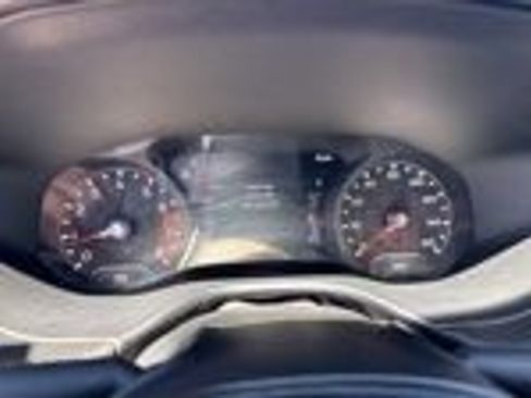 Used 2023 Jeep Compass Trailhawk AWD/4WD image 1