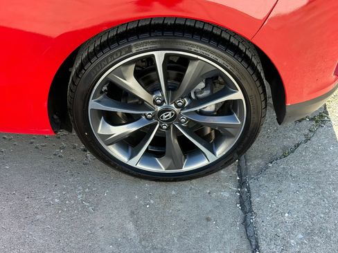 Used 2020 Hyundai Veloster 2.0 Premium FWD image 36