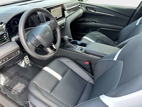 Used 2026 Toyota Camry SE w/ Convenience Package image 21