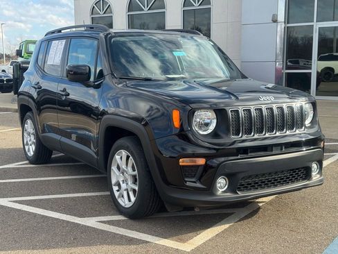 Used 2020 Jeep Renegade Latitude image 3