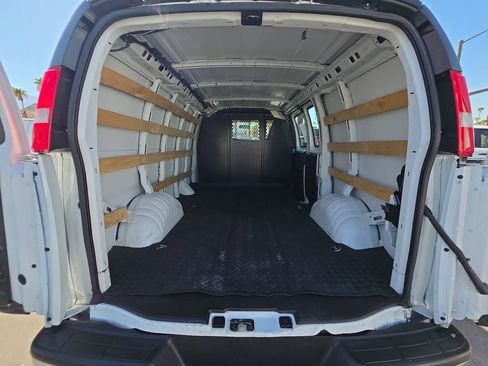 Used 2024 GMC Savana 2500 w/ Driver Convenience Package RWD image 25