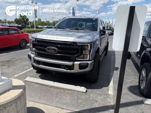 Used 2022 Ford F350 Lariat w/ Black Appearance Package AWD/4WD image 1