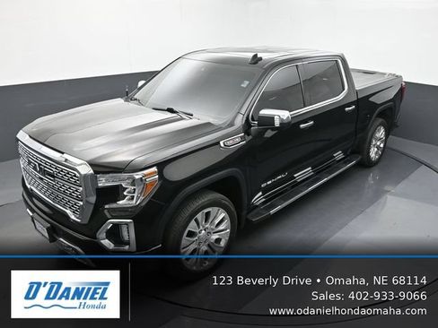 Used 2020 GMC Sierra 1500 Denali w/ Denali Premium Package AWD/4WD image 21