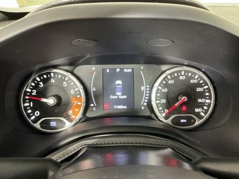Used 2018 Jeep Renegade Sport w/ Power & Air Group FWD image 17