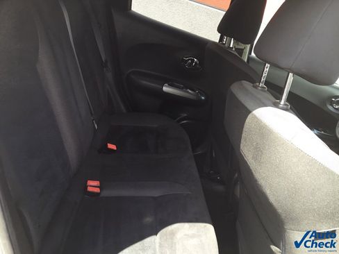 Used 2017 Nissan Juke SV image 29