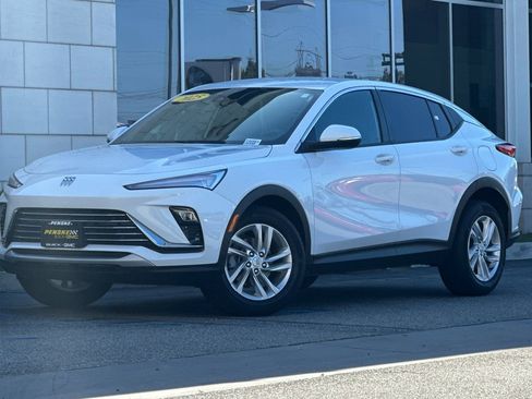 Used 2025 Buick Envista Preferred w/ Convenience I Package image 8