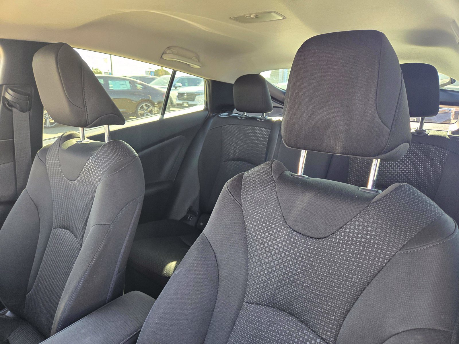 Used 2019 Toyota Prius LE FWD image 13