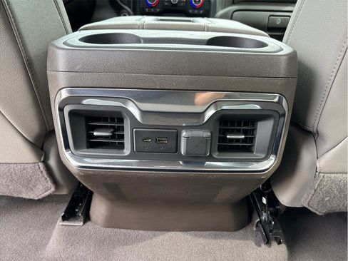 Used 2022 Chevrolet Silverado 2500 LTZ AWD/4WD image 36