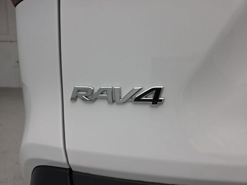 Used 2023 Toyota RAV4 XLE image 47