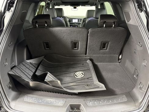 Certified 2023 Buick Enclave Avenir w/ Avenir Technology Package FWD image 17