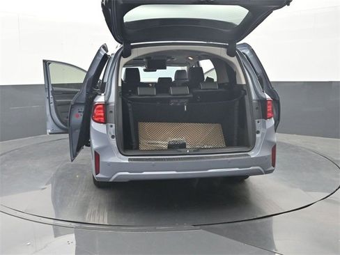 Used 2025 Honda Odyssey Touring image 38