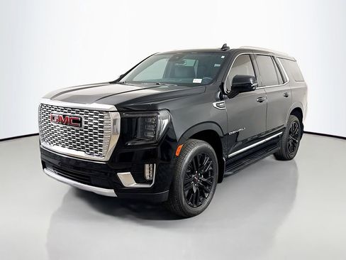 Used 2023 GMC Yukon Denali image 3