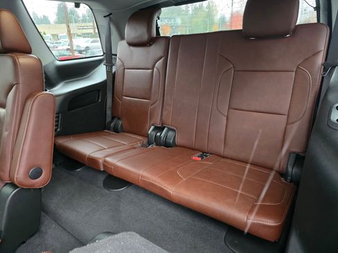 Used 2019 Chevrolet Tahoe Premier w/ Premier Plus Edition image 21