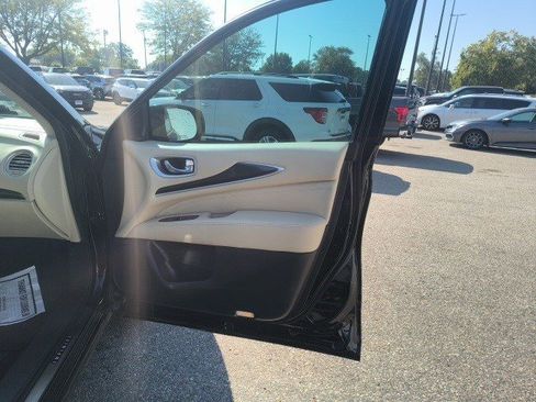 Used 2020 INFINITI QX60 Luxe w/ Essential Package image 19