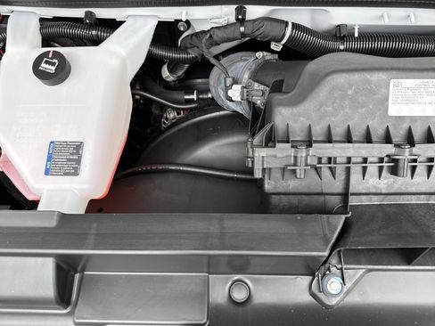 New 2025 GMC Savana 2500 w/ Driver Convenience Package image 28