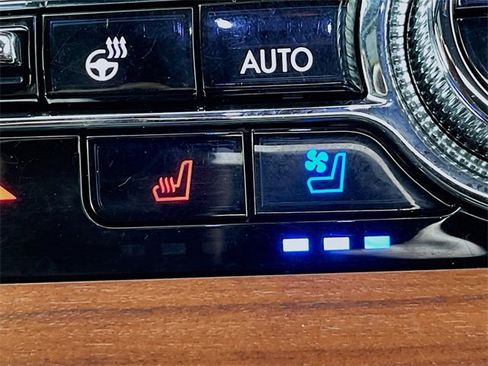 Used 2022 Lincoln Aviator Reserve w/ Elements Package Plus image 22