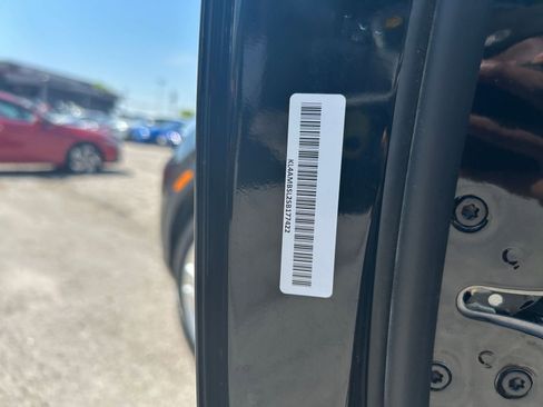 Used 2025 Buick Encore GX Preferred FWD image 23