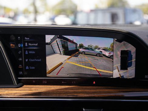 Used 2021 Cadillac Escalade ESV Premium Luxury w/ Driver Assist Tech Package AWD/4WD image 44