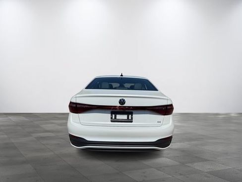 New 2026 Volkswagen Jetta SE FWD image 5