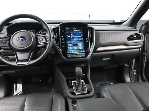 Used 2025 Subaru Forester Limited AWD/4WD image 20