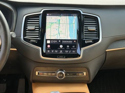 Certified 2025 Volvo XC90 B6 Ultra w/ Protection Package Premier AWD/4WD image 17