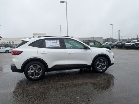 New 2026 Ford Escape ST-Line w/ Tech Pack #1 image 3