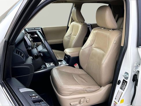 Used 2016 Toyota 4Runner Limited image 25