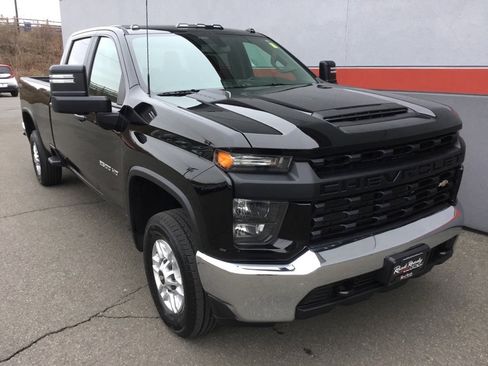 Used 2021 Chevrolet Silverado 2500 W/T w/ WT Convenience Package image 2