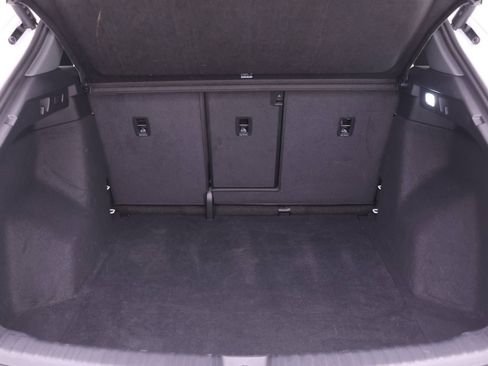 Used 2024 Audi Q4 e-tron Premium image 16