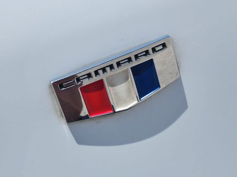 Used 2023 Chevrolet Camaro LT RWD image 12