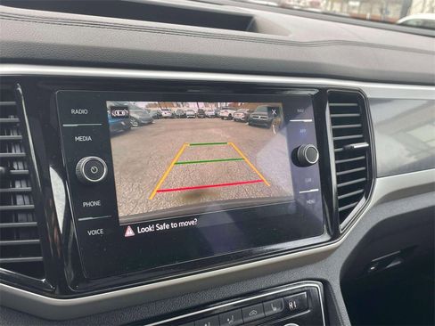 Used 2021 Volkswagen Atlas Cross Sport SEL R-Line image 29