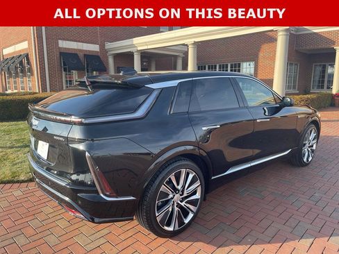 Used 2024 Cadillac Lyriq Luxury w/ LPO, Floor Liner Package image 8