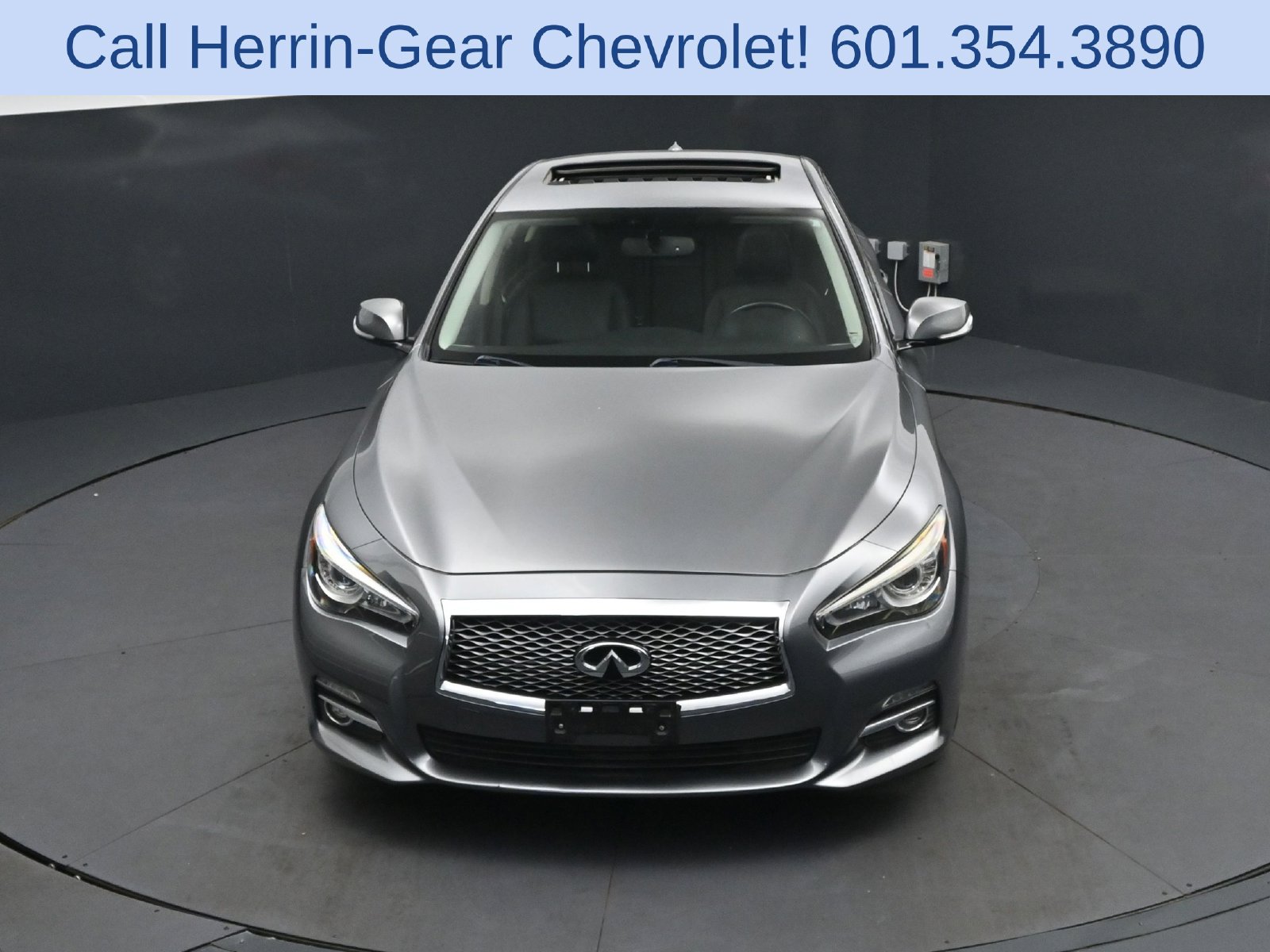 Used 2017 INFINITI Q50 3.0t Premium w/ 3.0T Premium Plus Package RWD image 37
