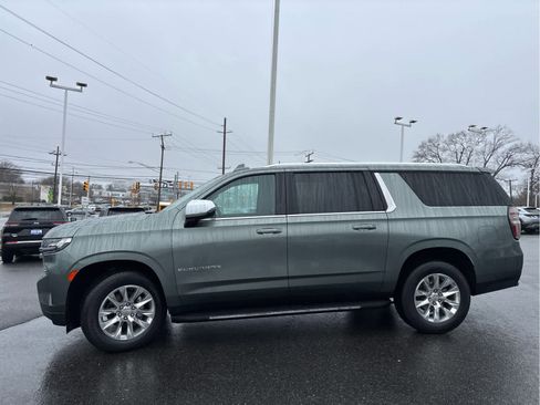 Certified 2023 Chevrolet Suburban Premier image 7