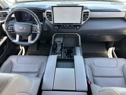 Used 2023 Toyota Sequoia Limited AWD/4WD image 17