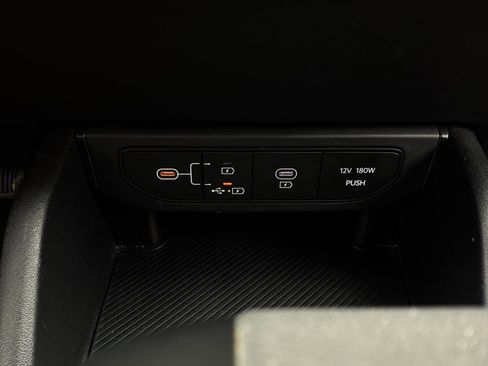 Used 2025 Kia K4 FWD image 26