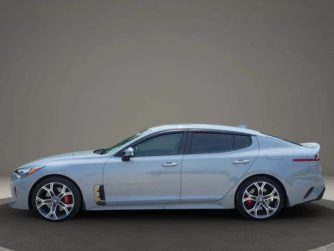 Used 2021 Kia Stinger GT RWD image 4