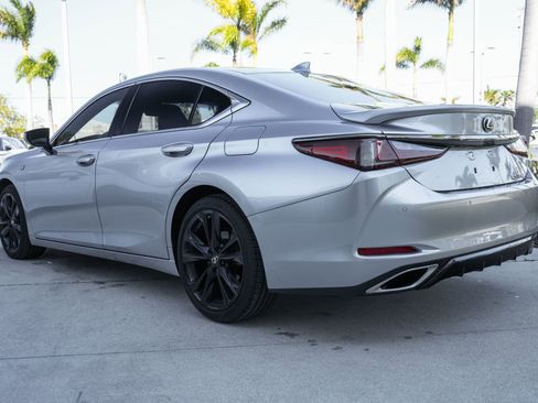 Used 2022 Lexus ES 350 F Sport w/ Accessory Package 2 image 8