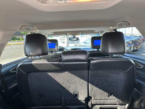 Used 2013 INFINITI JX35 AWD w/ Premium Pkg image 8