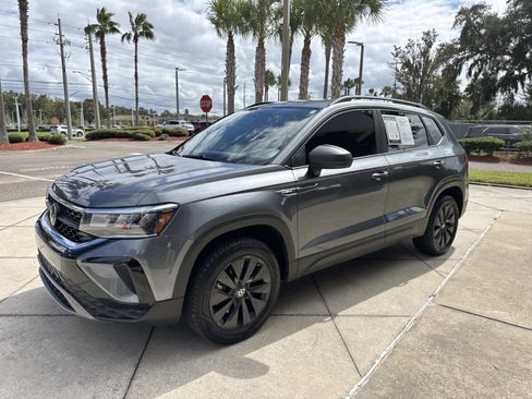 Used 2023 Volkswagen Taos S image 7