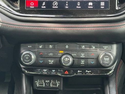 Used 2023 Dodge Durango R/T AWD/4WD image 18