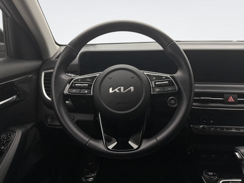 Used 2024 Kia Seltos S AWD/4WD image 12