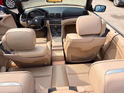 Used 2003 BMW 330Ci Convertible image 36
