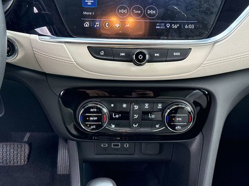 Certified 2023 Buick Encore GX Select FWD image 25