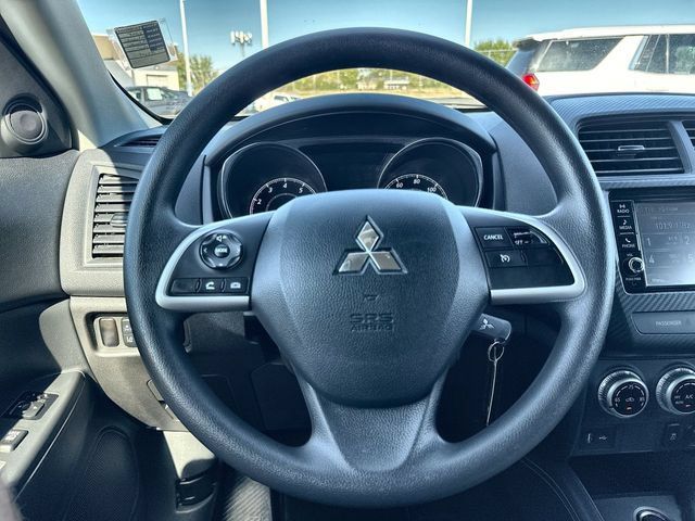 Used 2025 Mitsubishi Outlander Sport ES AWD/4WD image 14