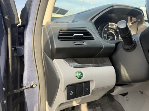 Used 2014 Honda CR-V EX-L image 11