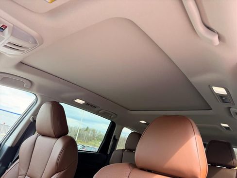 New 2026 Subaru Ascent Touring AWD/4WD image 13