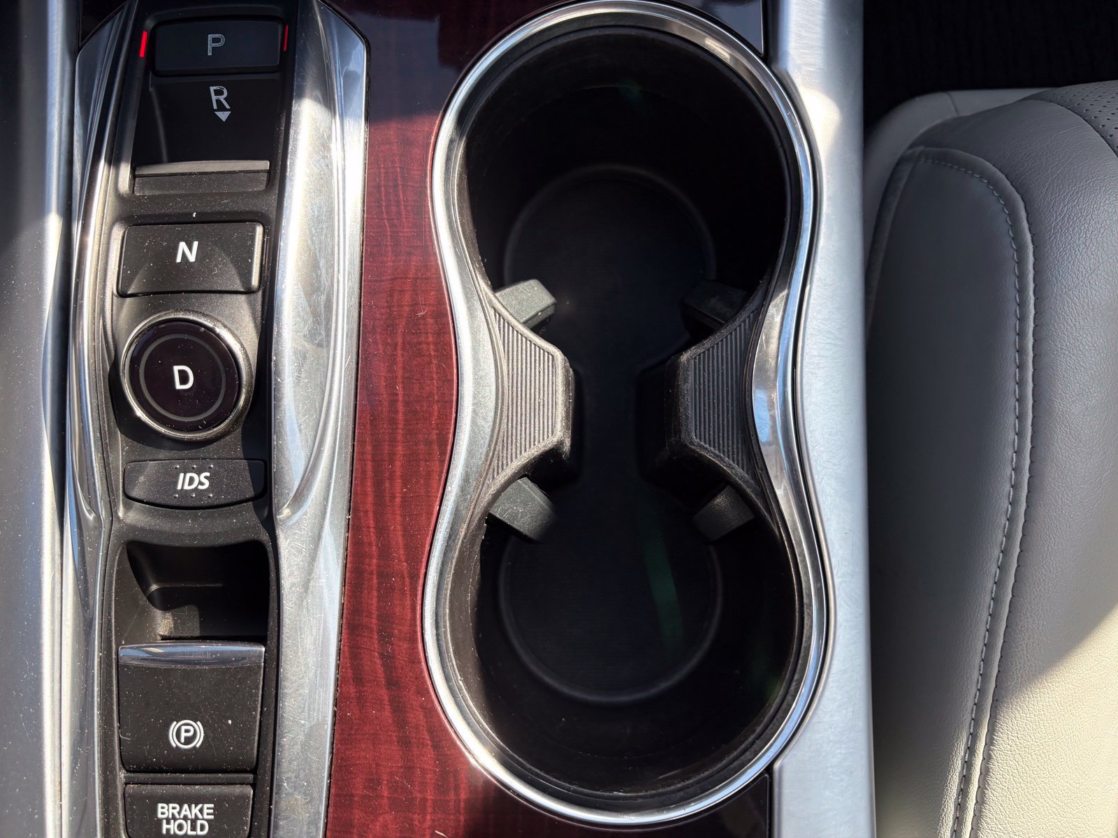 Used 2016 Acura TLX w/ Technology Package FWD image 20