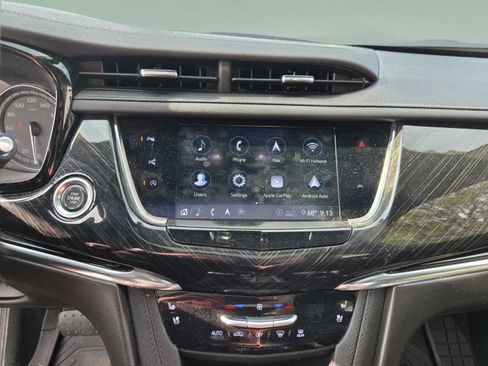 Used 2020 Cadillac XT6 Premium Luxury FWD image 19